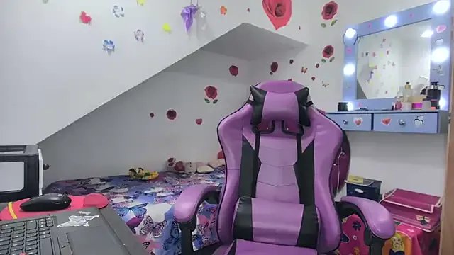 soffy_rosses on StripChat