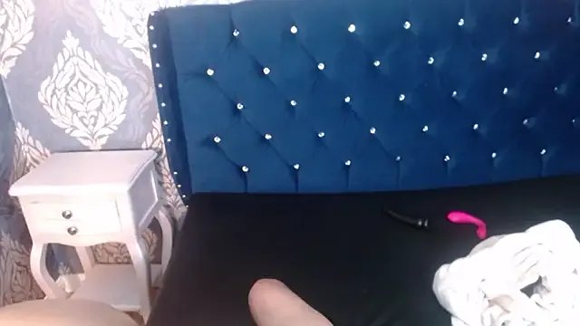 Sofiacowperx on StripChat