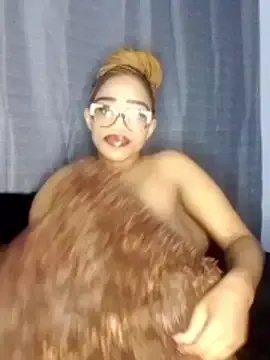 Sultrydiva1 on StripChat