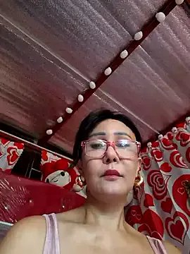 sweetieme on StripChat