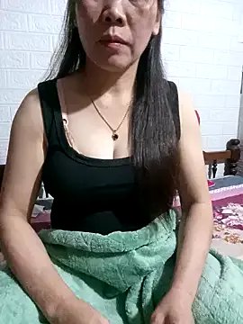 tabby-cat11 on StripChat