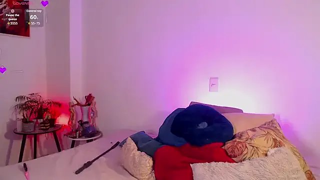 Theevae on StripChat