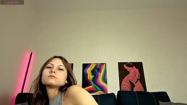 TrixiBell on StripChat