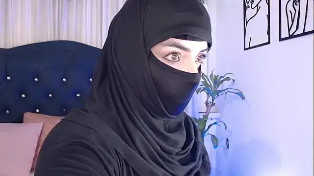 Uzra_hayed on StripChat