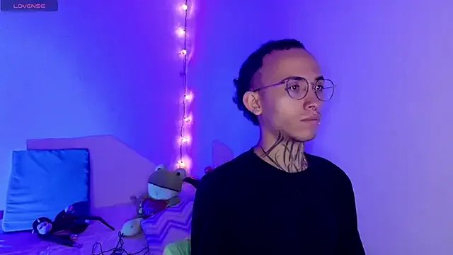 Valery_Rangell on StripChat