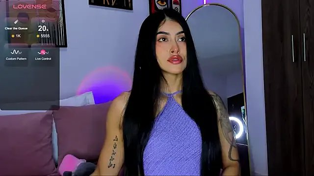 Valkyrie_sky on StripChat