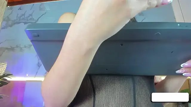 ValSmith_ on StripChat