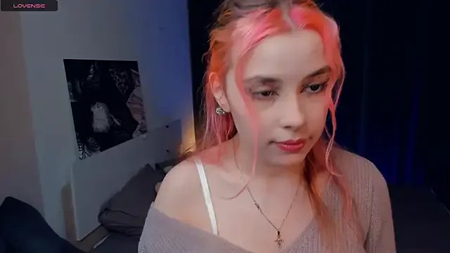 VedaSchulz on StripChat