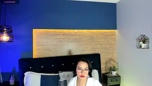 victoria_byte on StripChat