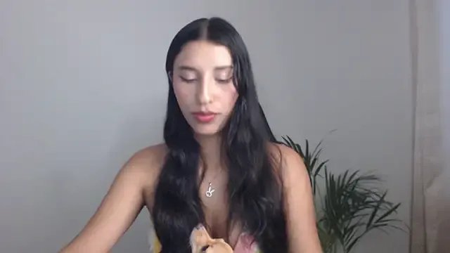 vieernes on StripChat