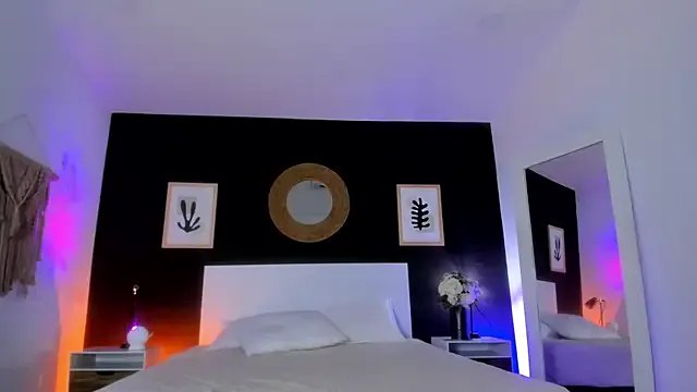 VioletPaket on StripChat