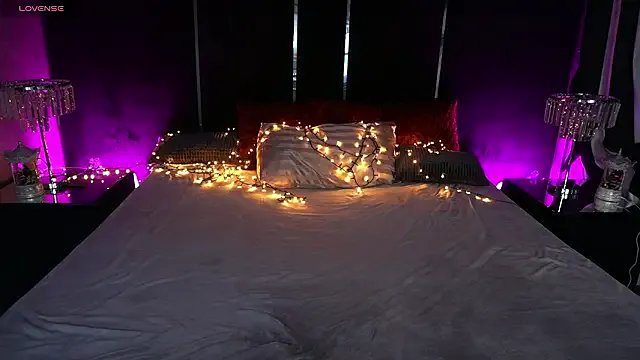 VixenMuse on StripChat