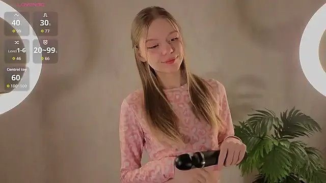 WeiSusi on StripChat