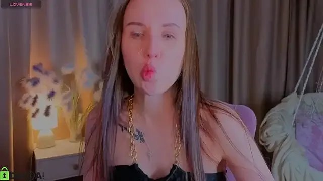 Wendy_mm on StripChat