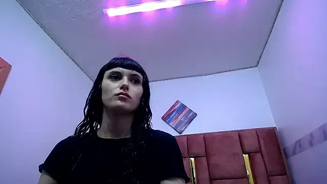 XBODTRIIPX on StripChat