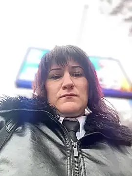 ZhenjaPoledance on StripChat