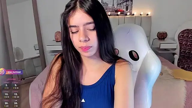 zoe_turnner_18 on StripChat